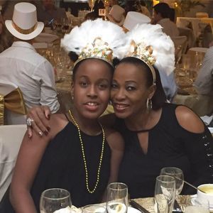 Meet your Posher, Loraine